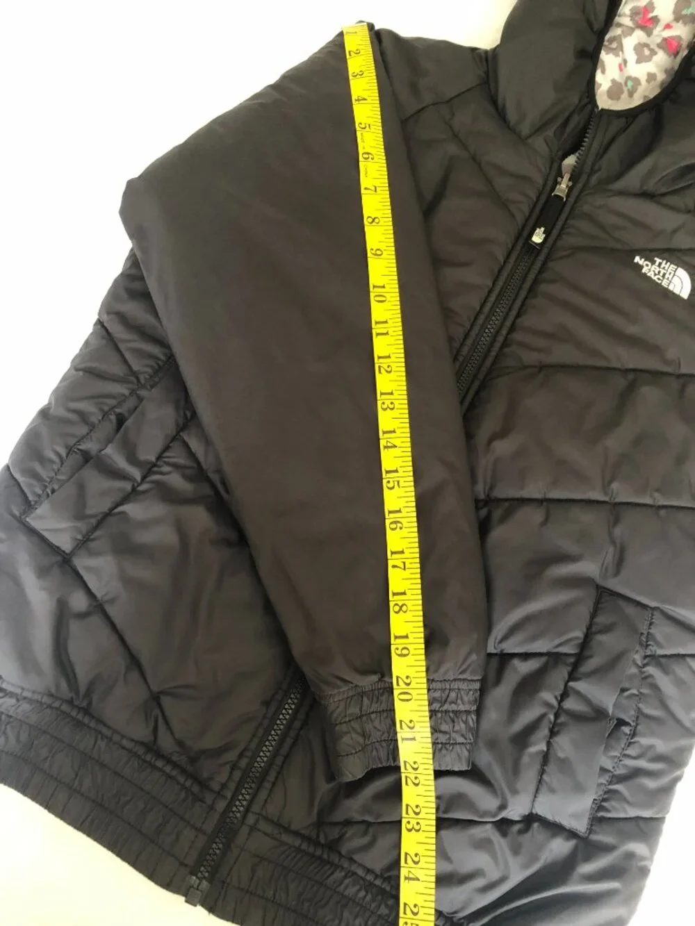 The North Face Reversible Girls Puffer Jacket Black Youth Junior Size XL